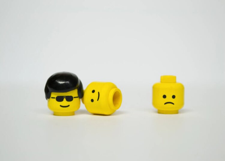 Why Doesn’t LEGO Make a New Year’s Eve Ball Drop Set?