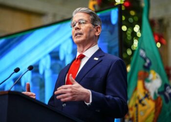 Administration asks the ultra-wealthy for ‘Trump accounts’ donations