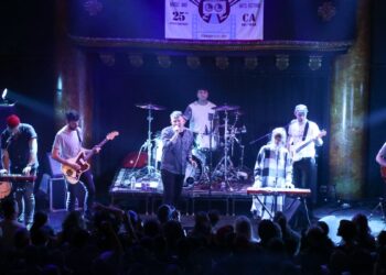 Los Campesinos! Revealed Their 2025 Streaming Revenue, and the Data Is Eye-Opening