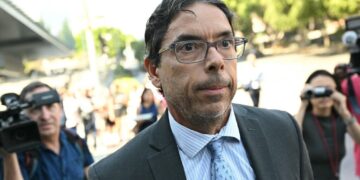 Matthew Perry Doctor, 2nd to Be Sentenced in ‘Friends’ Actor’s Death, Gets 8 Months of Home Confinement