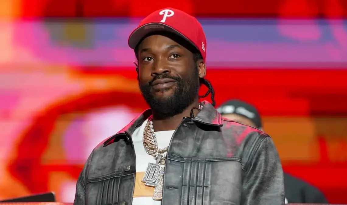 Meek Mill Sends Message to ‘People That Terrorize Our Neighborhoods’ Amidst Tragic Stockton Shooting