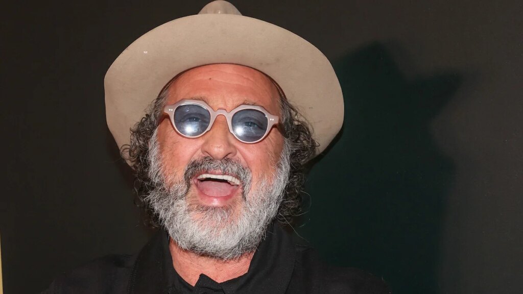 Mr Brainwash’s Disney Funhouse, a Luxe LAX Holiday Pop-up and More