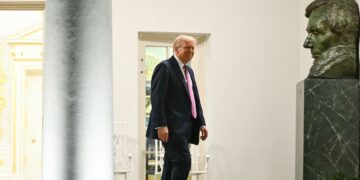 Trump Shows Off What Little He Salvaged After Demolishing East Wing