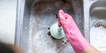 10 tricks to avoid plumbing disasters