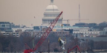 Government admits failures by Army and air traffic controllers in DCA crash