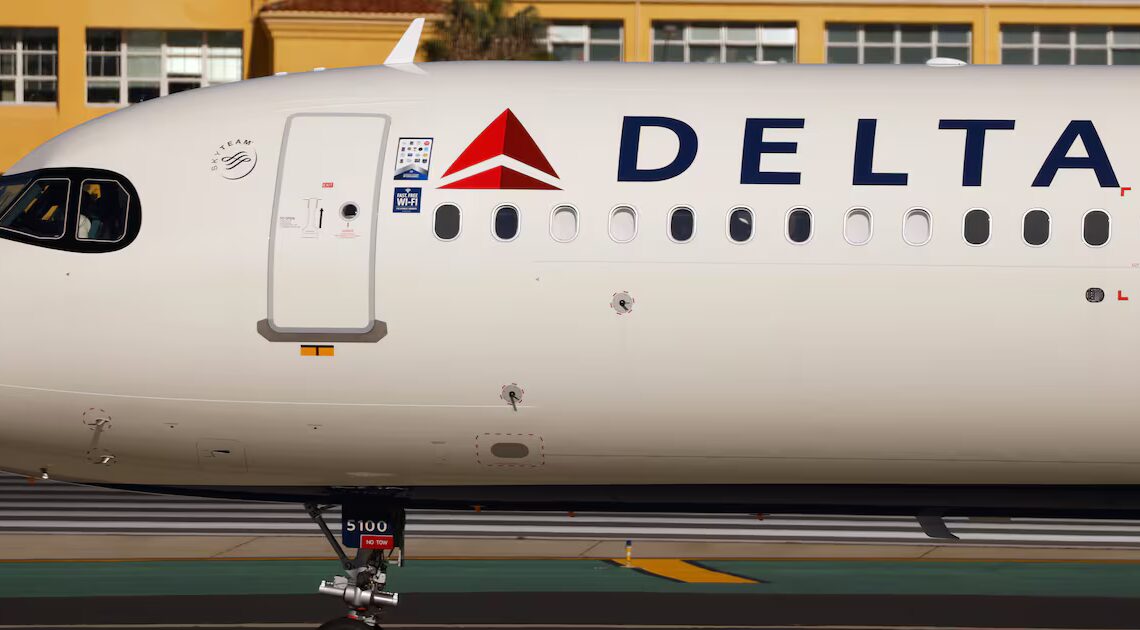 Delta Flight Makes Emergency Landing After Weird Smell