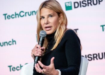 OpenAI Hires Slack CEO as New Chief Revenue Officer