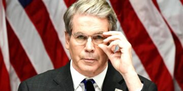 Trump’s Treasury Goon Tramples on Decades-Old Tradition