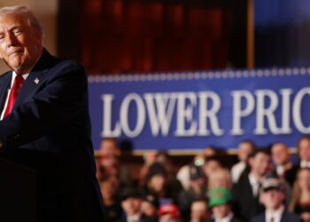 Billionaire Trump Gives Jaw-Dropping Lecture to Parents as Prices Surge