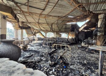 25 dead after fire ravages nightclub in popular Indian tourism spot