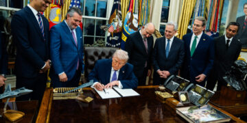 How Trump’s tech advisers overcame a MAGA rebellion over AI