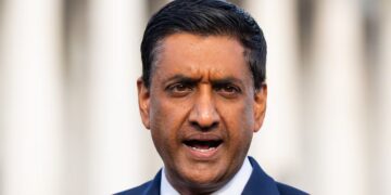 Ro Khanna Suggests Royals Should Pay Epstein Victims