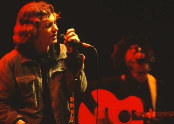 Move Over ‘Stayin’ Alive’, There’s a Hot New CPR Song in Town, and It’s Wearing Flannel