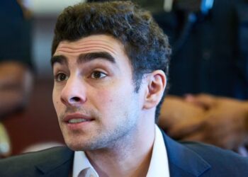 Luigi Mangione’s Lawyers Allege Conflict of Interest for Bondi