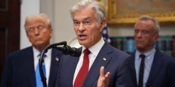 Dr. Oz Lectures Federal Workers on Holiday Healthy Eating