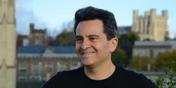 U.K. startup CellVoyant debuts AI platform that could radically reduce the cost of cell-based therapies such as CAR-T immunotherapy for cancer