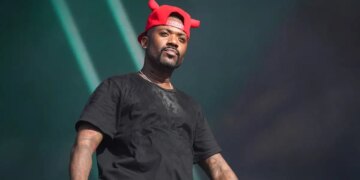 Ray J Slams Jay-Z & Beyoncé for Not Meeting and Taking Pictures With His Sister, Brandy, on Tour