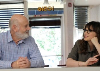 ‘New Girl’ Remembers Rob Reiner: ‘Warmest, Funniest, Most Generous of Spirits,’ Zooey Deschanel Says