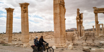 Trump vows to retaliate after U.S. troops killed in Syria