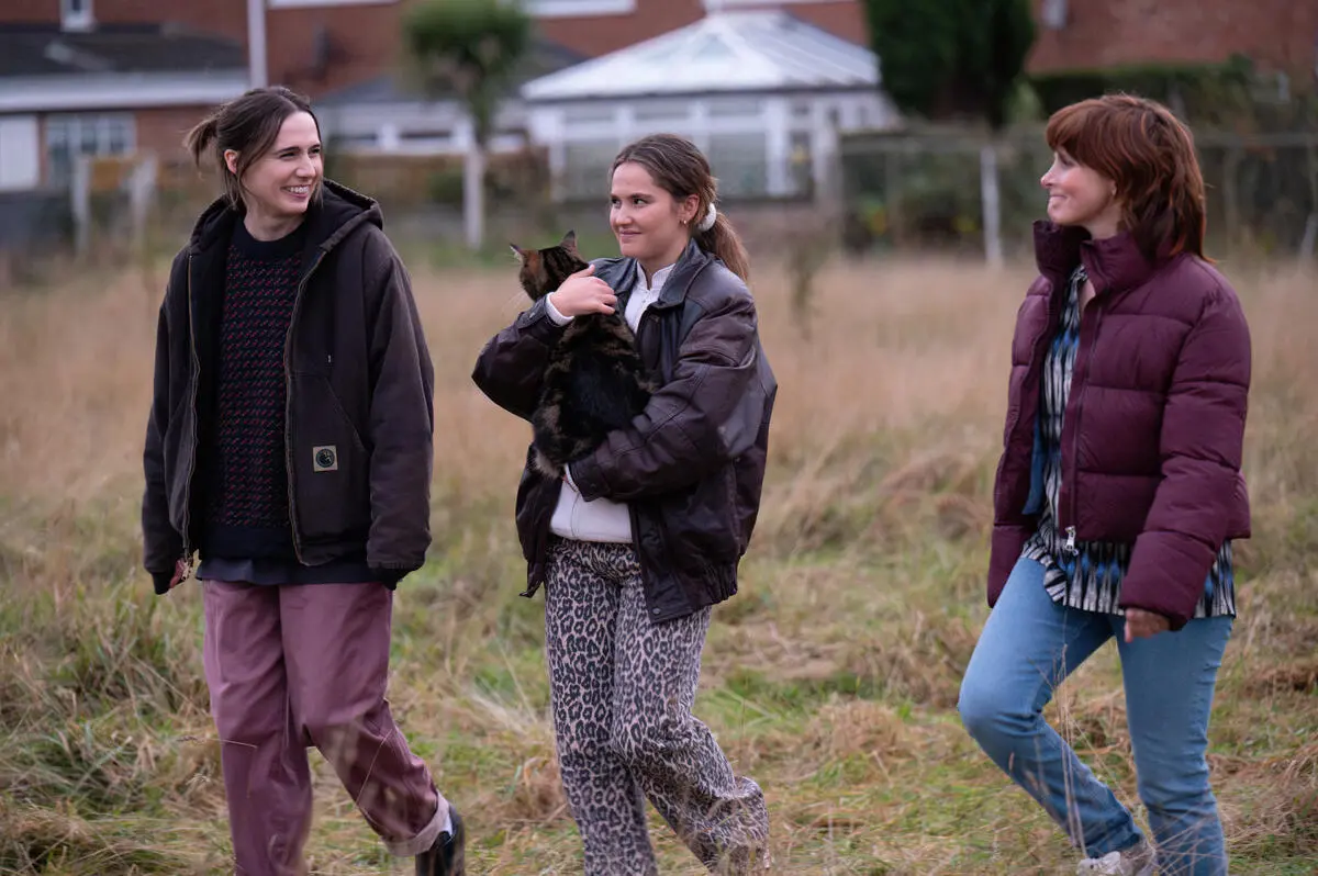 KAT SADLER, LIZZIE DAVIDSON, LOUISE BREALEY