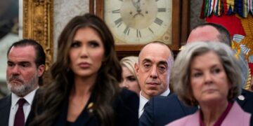 Judge calls for Justice Dept. whistleblower to testify in migrant planes case