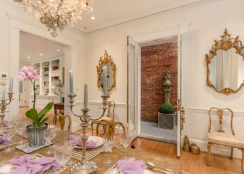 Francophilic Georgetown rowhouse for sale has a uniquely American history
