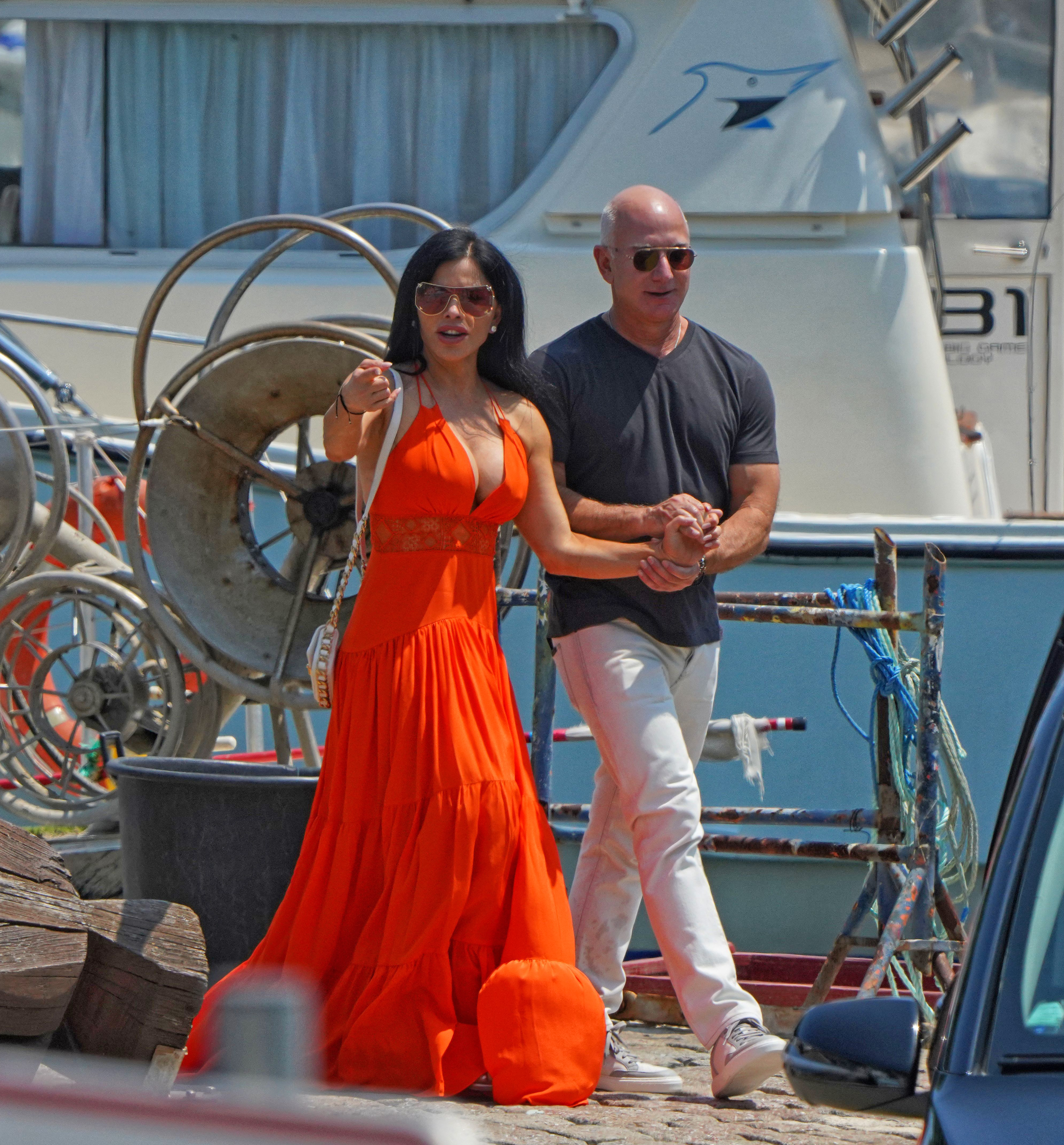 Jeff Bezos and Lauren Sanchez