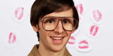 Smart Is Sexy: Nerds Are About to Dominate Dating Apps in 2026