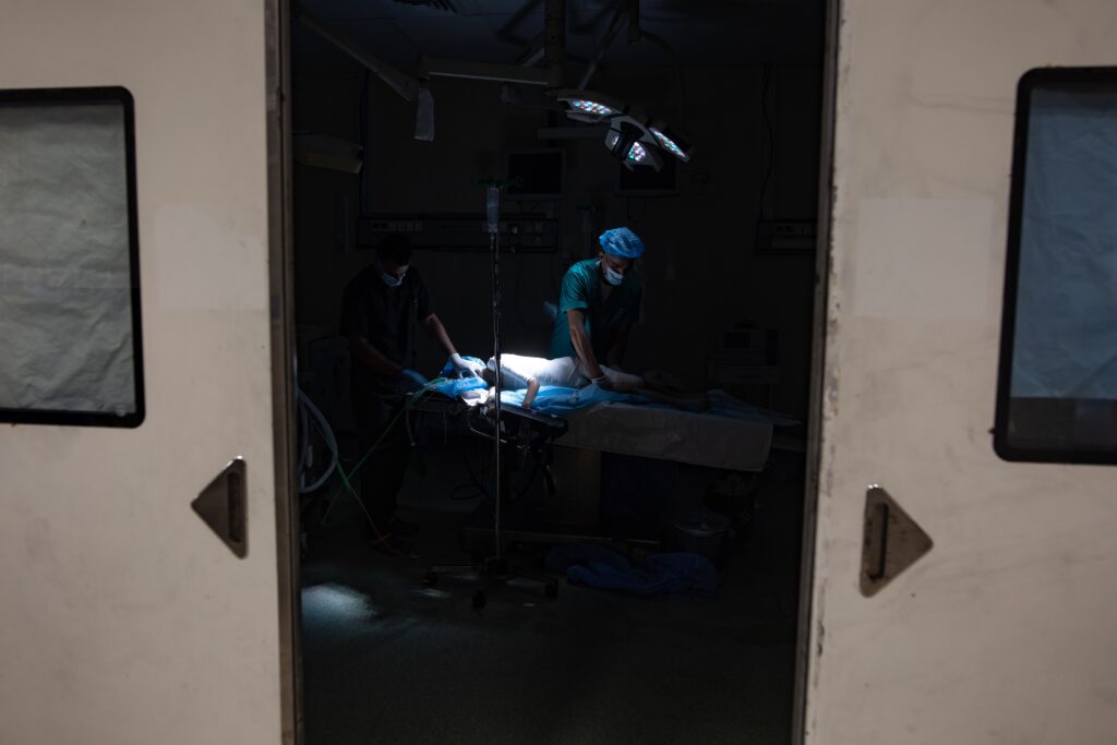 Israel denies some U.S. and foreign doctors entry to Gaza