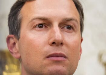 Trump Calls in Nepo Diplomat as Witkoff Struggles to Close Deals