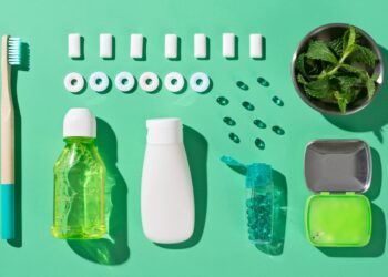 Garlic Works Just as Well as Regular Mouthwash, Scientists Say. Would You Use It?