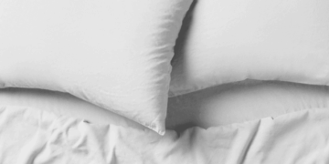 Tuft & Needle Is Offering a Free Pillow Set With Mattress Purchase