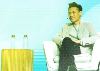 ‘Wicked’ Director Jon M. Chu on ‘What Makes Art Beautiful’ in the AI Era