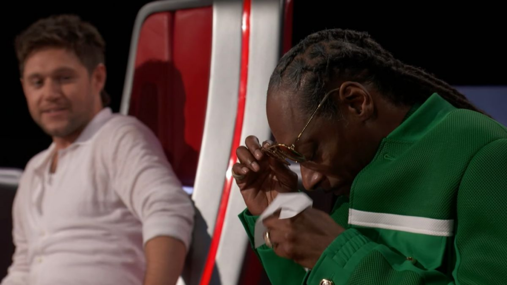 Snoop Dogg Brought to Tears by ‘The Voice’ Frontrunner Ralph Edwards With Rendition of ‘A Song for You’ | Exclusive Clip