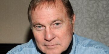Gil Gerard, ‘Buck Rogers in the 25th Century’ Star, Dies at 82