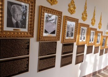 Trump trolls Biden, Obama in new plaques on ‘Presidential Walk of Fame’