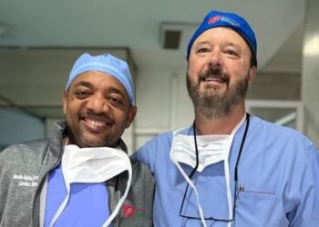 A heart surgeon saved his life as a teen. Now they perform surgeries together.