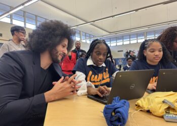Colin Kaepernick, Md. school district team to push more students to use AI