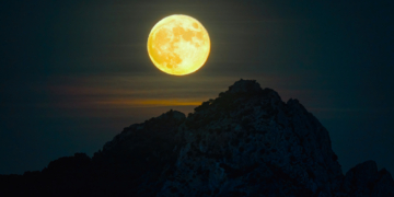 The ‘Cold Supermoon’ Is Rising Soon: How to Catch the Last Full Moon of 2025