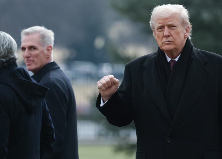 Trump Parades New Sidekick After Messy Week in West Wing