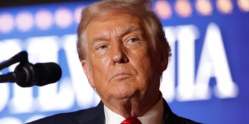 Trump’s Now Been Covering His Hand With a Bandage for a Full Week