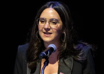 CBS Boss Sends Christmas Eve Memo Over Axed ’60 Minutes’