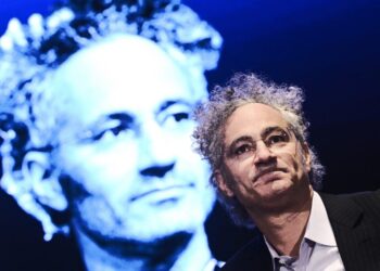 How Palantir shifted course to play key role in ICE deportations