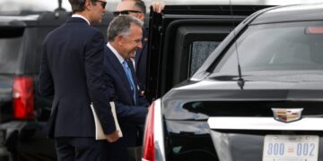 Putin to meet with U.S. delegation in latest bid to end Ukraine war