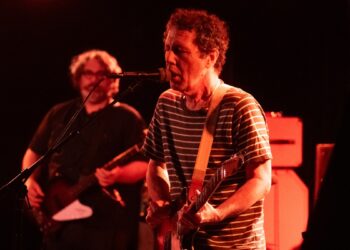 Yo La Tengo Play ‘Spinal Tap’ Song in Tribute to Rob Reiner During Annual Hanukkah Concert
