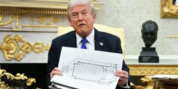 Trump Melts Down at Kaitlin Collins Over Rising Ballroom Cost