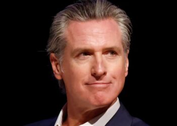 Gavin Newsom Mocks Intimate Picture of MAGA Rocker Golfing With Trump