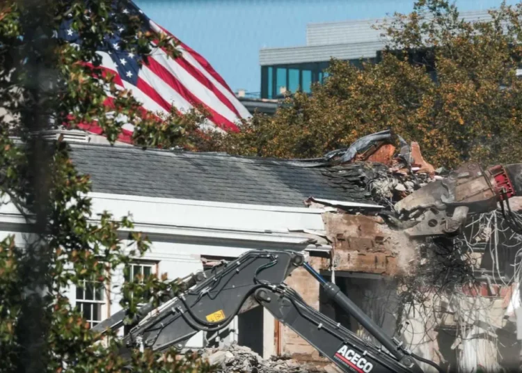 Dems ‘deeply concerned’ over Trump ballroom funding as they warn of ‘quid pro quo’ payment