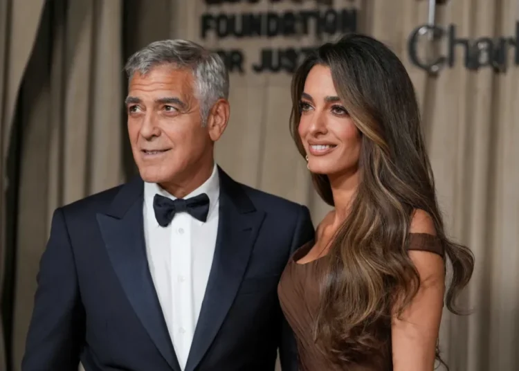 Another Hollywood star sounds off on Trump’s MAGA-fied nation as he bids adieu to America