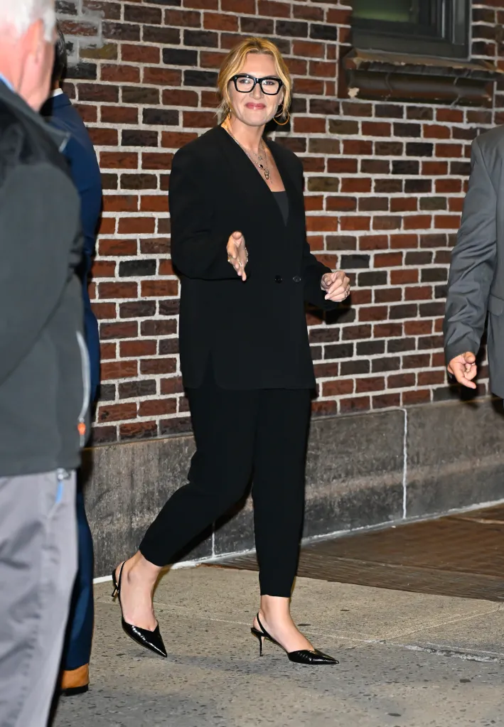 Kate Winslet leaving